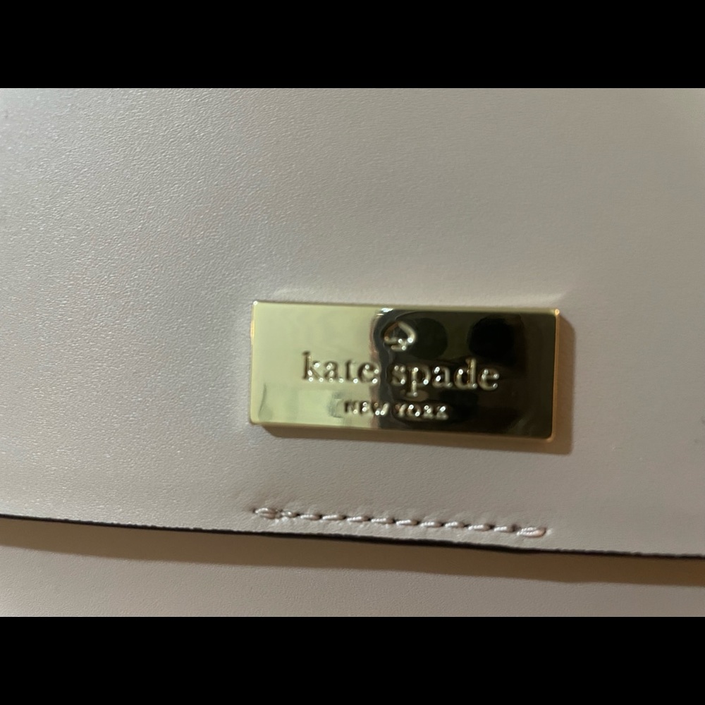 NWOT Kate Spade purse! - Picture 3 of 10